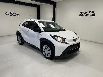 Unfallwagen Toyota Aygo X PLAY 2024/2