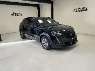 skadebil auto Peugeot 2008  2023/6