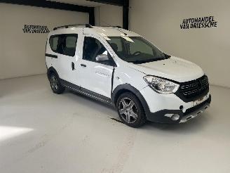 Damaged car Dacia Dokker STEPWAY 2019/8