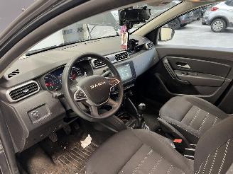 Dacia Duster  picture 13