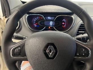 Renault Captur  picture 12