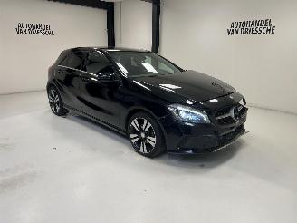 skadebil auto Mercedes A-klasse AUTOMAAT 2017/8