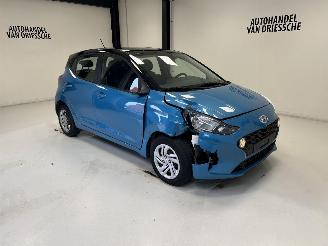 damaged passenger cars Hyundai I-10  2021/8