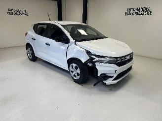 Unfallwagen Dacia Sandero  2024/7