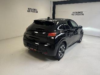 Peugeot 208 ALLURE picture 3