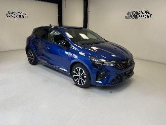 Avarii autoturisme Renault Clio TECHNO 2025/8