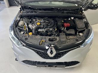 Renault Clio  picture 10