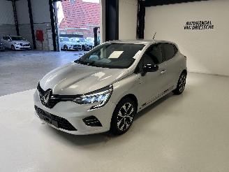 Renault Clio  picture 8