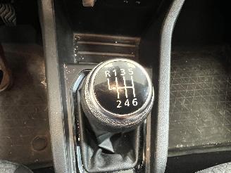 Renault Clio  picture 16