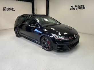 Coche accidentado Volkswagen Golf GTI 2019/3