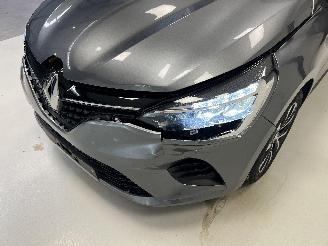 Renault Clio  picture 7
