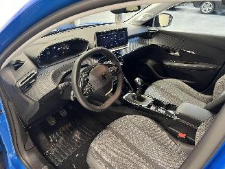 Peugeot 208 ALLURE picture 11