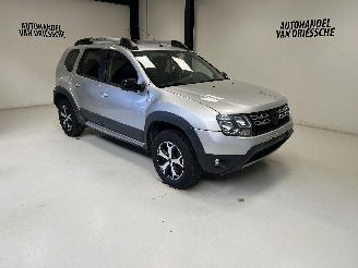 krockskadad bil auto Dacia Duster AUTOMAAT 2018/1