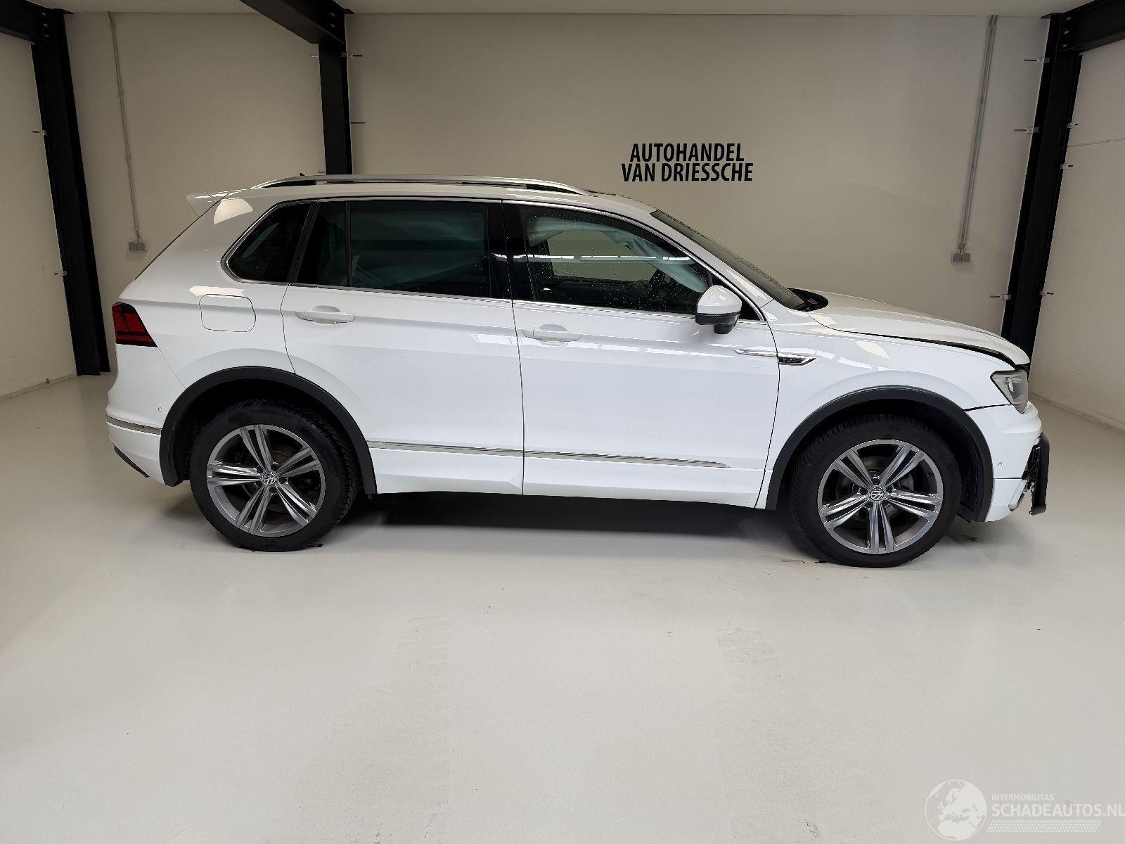Volkswagen Tiguan R-LINE/4MOTION/DSG