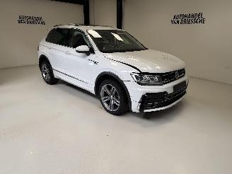 Schadeauto Volkswagen Tiguan R-LINE/4MOTION/DSG 2018/5
