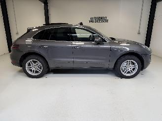 krockskadad bil auto Porsche Macan  2015/2