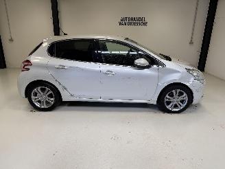 Auto incidentate Peugeot 208 ALLURE 2014/2