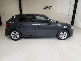 skadebil auto Audi A1 S-TRONIC 2022/2