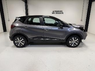 Auto incidentate Renault Captur  2019/2