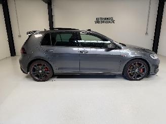 uszkodzony samochody osobowe Volkswagen Golf GTI / PANO/ DSG 2019/9