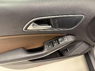 Mercedes GLA URBAN picture 13