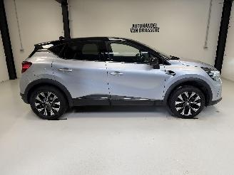 Unfallwagen Renault Captur INTENS 2023/5