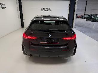 BMW 1-serie M-PACK picture 5