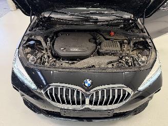 BMW 1-serie M-PACK picture 10