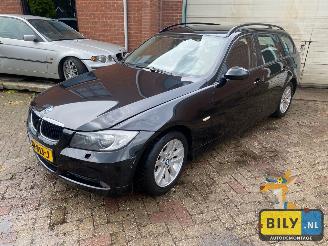 Vrakbiler auto BMW 3-serie E91 320I 2008/6