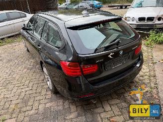 BMW 3-serie F31 320XD N47D20C Black sapphire metallic picture 4