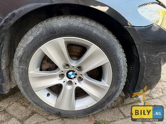 BMW 5-serie F11 1 520D N47  sophisto-grau Brillanteffekt metallic picture 9