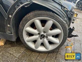 Mini Cabrio R52 Cabrio W10B16 astro-black metallic (A25) picture 8