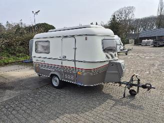 skadebil caravan Eriba  Touring pan 1992/1