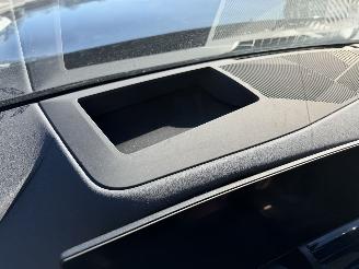 BMW 5-serie 530 e xDrive M Sport Pano HUD Plugin Hybrid picture 15