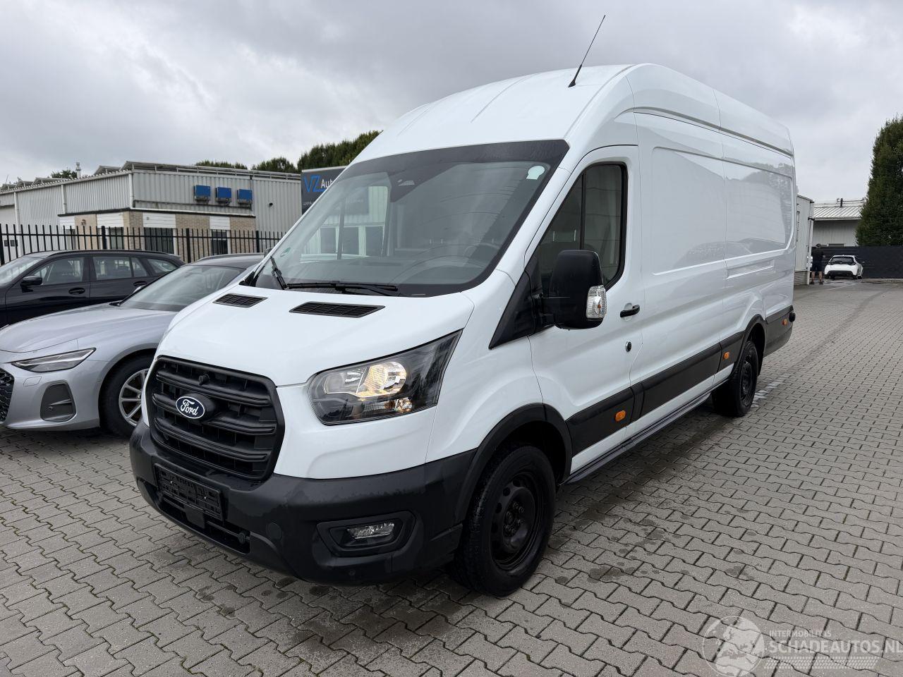 Ford Transit L4H3