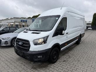 skadebil bedrijf Ford Transit L4H3 2024/10