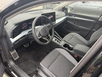 Volkswagen Golf 1.5 eTSI 110kw energy picture 7