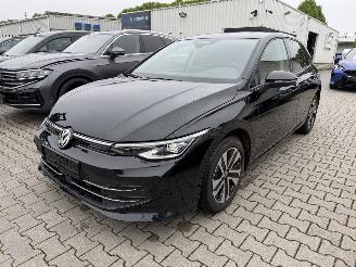 skadebil auto Volkswagen Golf 1.5 eTSI 110kw Energy 2026/2