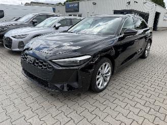 Unfallwagen Audi A5 Avant TFSI e-hybrid quattro 220 kW 2026/3