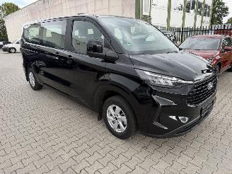 Ford Tourneo Custom L2 9-persoons picture 3