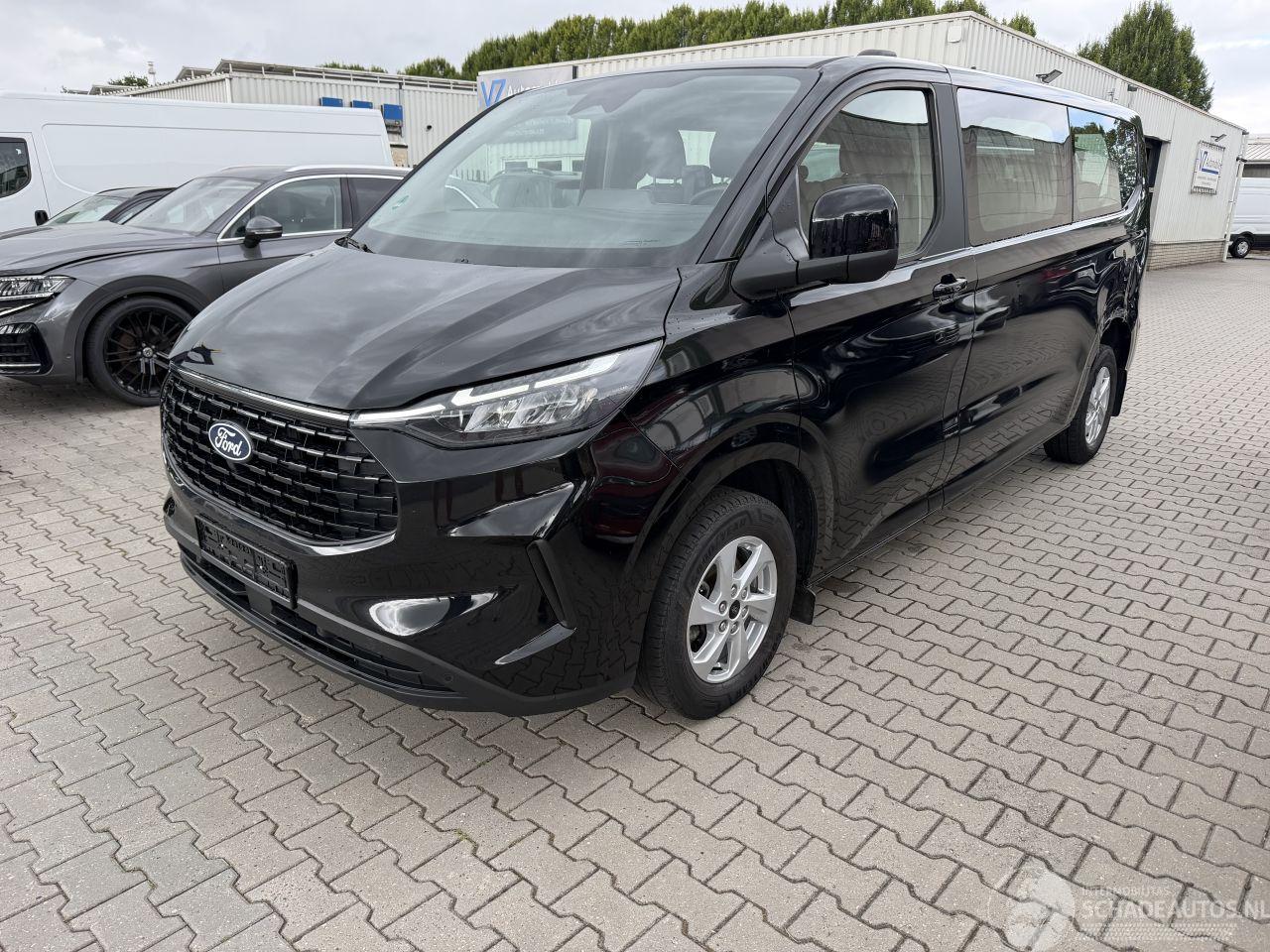 Ford Tourneo Custom L2 9-persoons