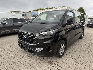 Schadeauto Ford Tourneo Custom L2 9-persoons 2025/4
