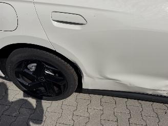 BYD SEAL 6 Touring 1.5 phev dm-i 156 kw comfort lite plug-inn picture 15