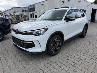 Vaurioauto  passenger cars Volkswagen Tiguan 1.5eTSI DSG 110 KW 2026/2