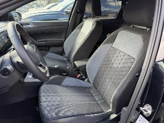 Volkswagen Taigo R-Line / DSG picture 8