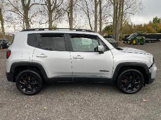krockskadad bil auto Jeep Renegade  2020/10