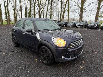 Mini Cooper ONE D COUNTRYMA picture 2