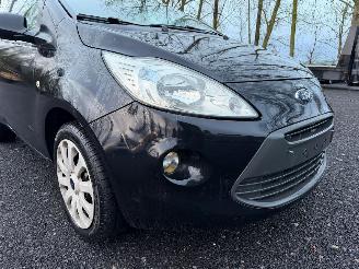 Ford Ka TITANIUM picture 3