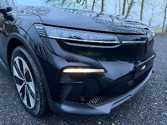 Renault Mégane E-TECH EVOLUT picture 3