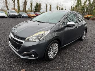 Peugeot 208 208 ALLURE picture 7